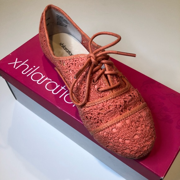 xhilaration Karsyn Shoes - Picture 3 of 5